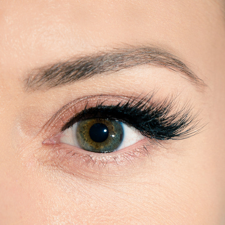 3D Mink Lashes - Cruelty-Free Strip Lashes | Titania.